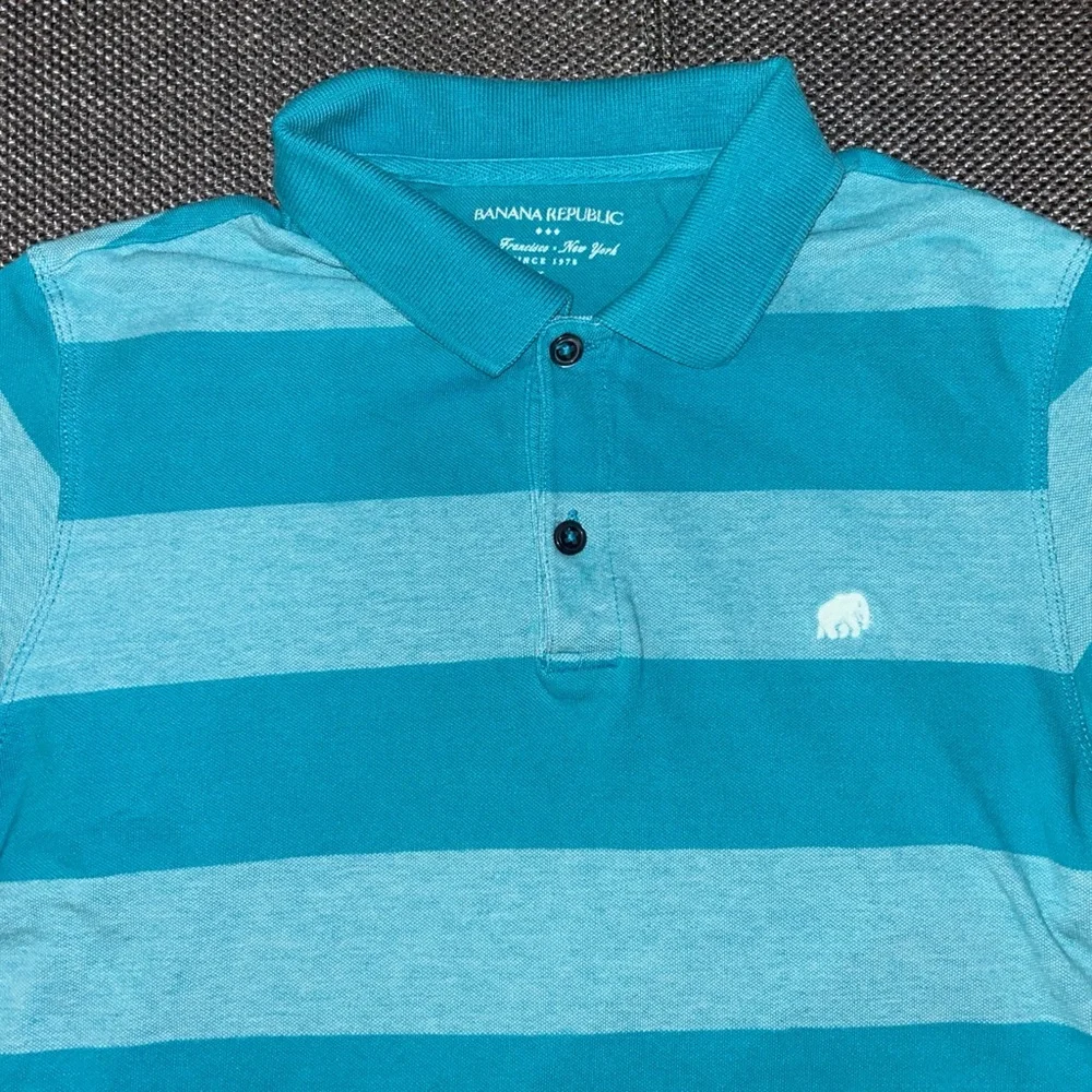 Banana Republic Men's Striped Polo Shirt - Blue Large